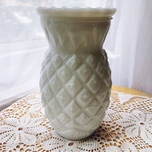 Vintage Heirloom Milk Glass Pineapple Vase
